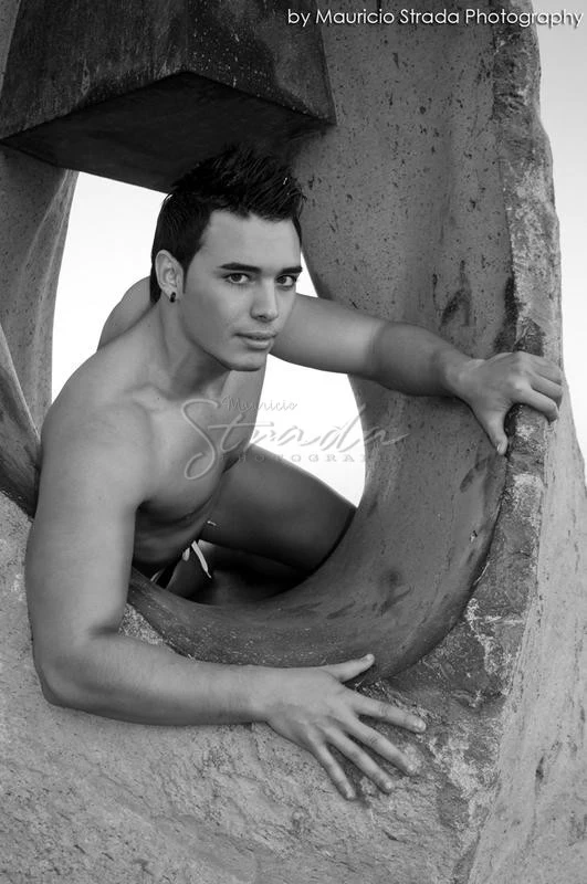 chicos24