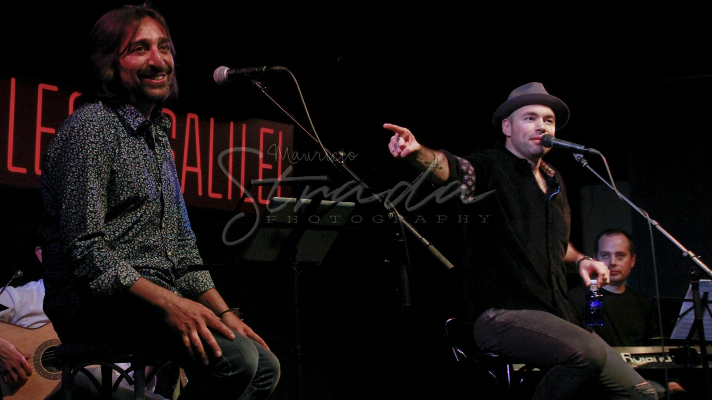 santiago cruz y antonio carmona